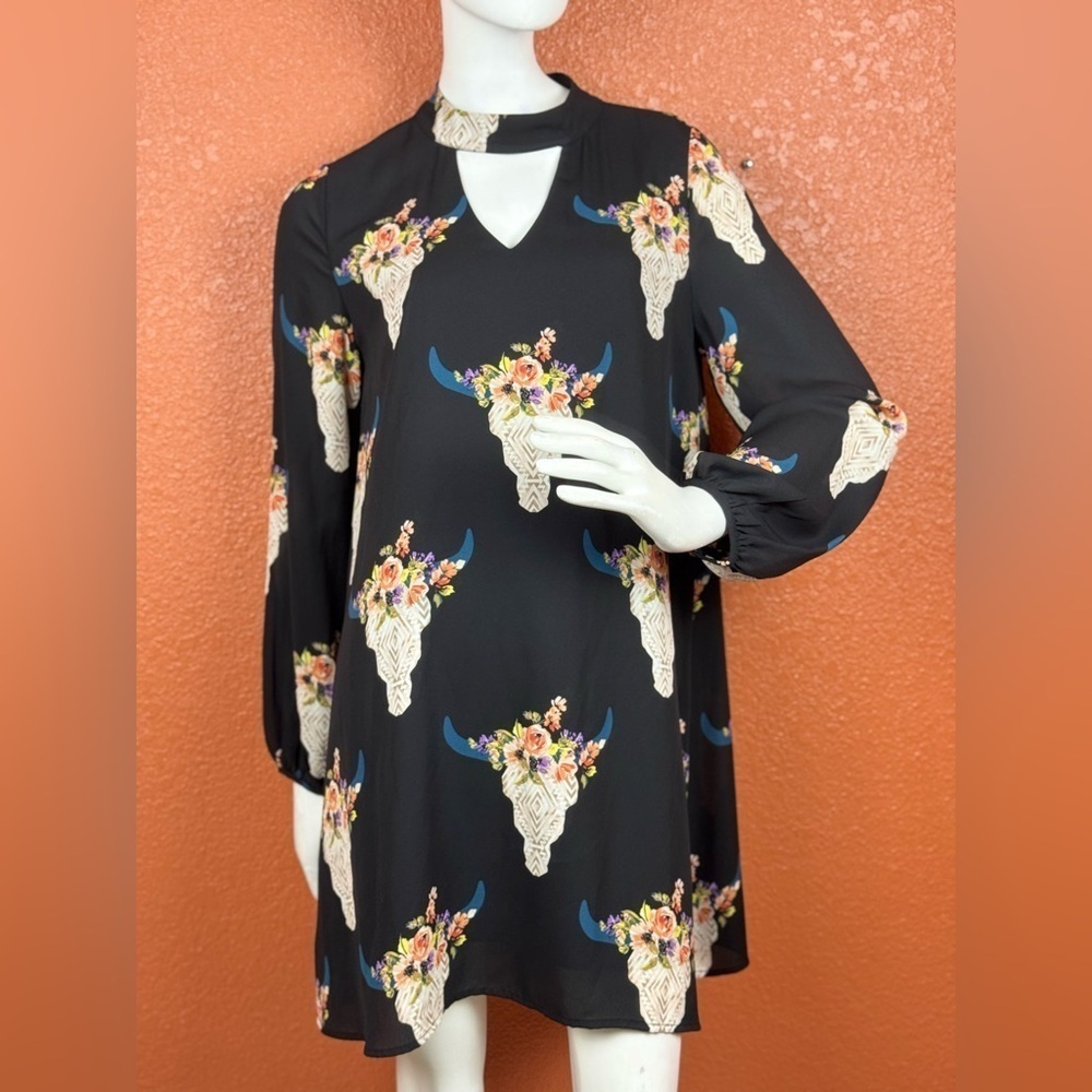 Altar’d State Floral Cut Out Knee Length Floral Western Dress Medium L-15 .